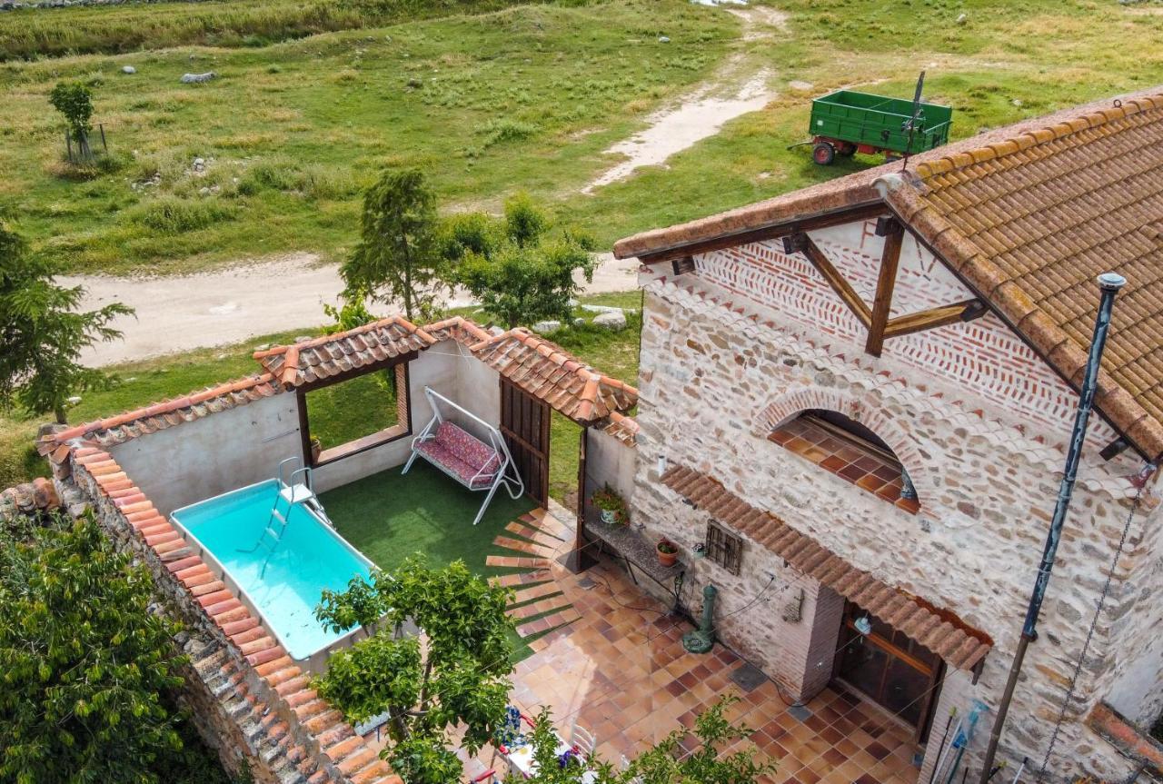 La Casa Del Buho Villa Santa Maria la Real de Nieva Exterior photo